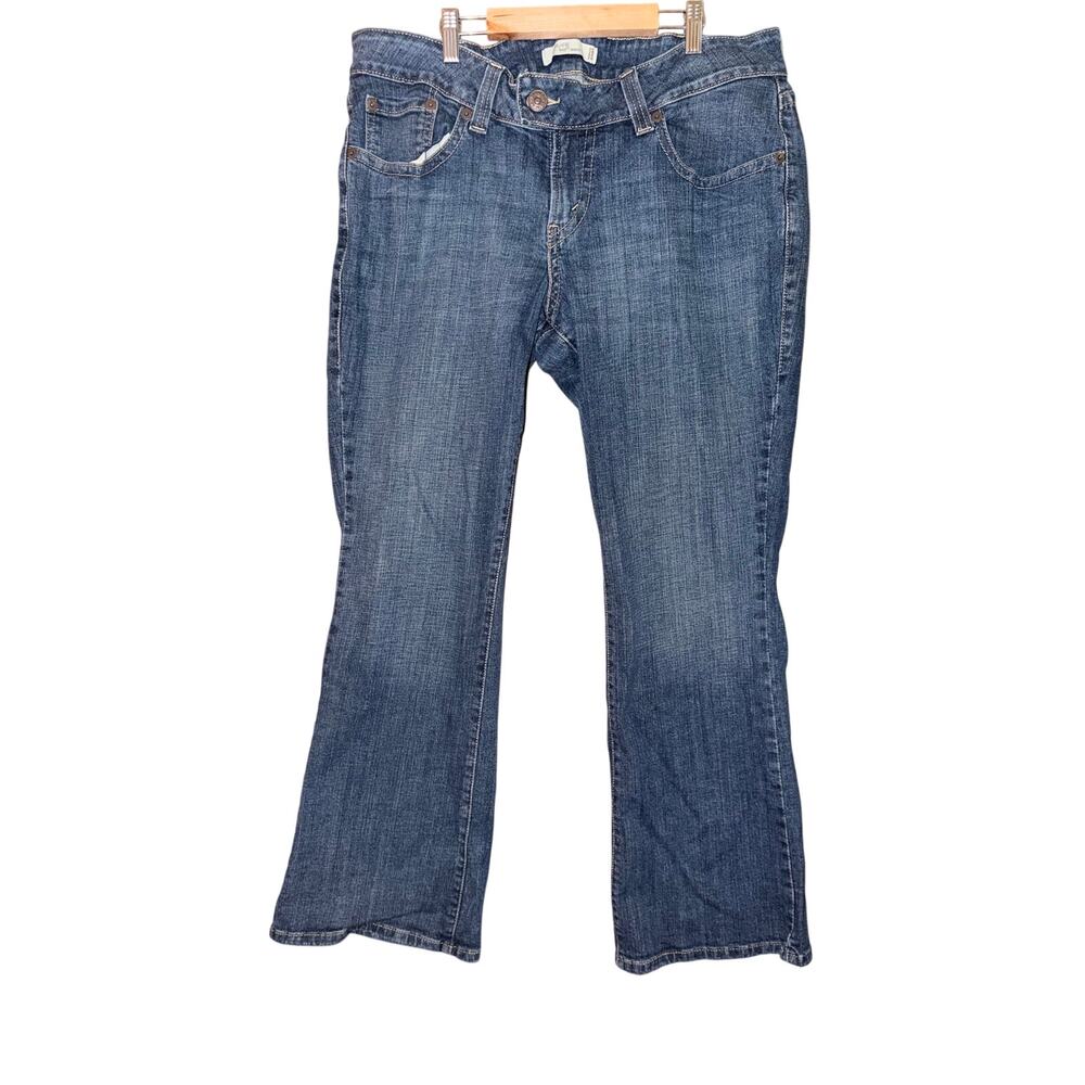 Levi’s women’s 542 flare jeans size 18 button flap back pocket cotton stretch